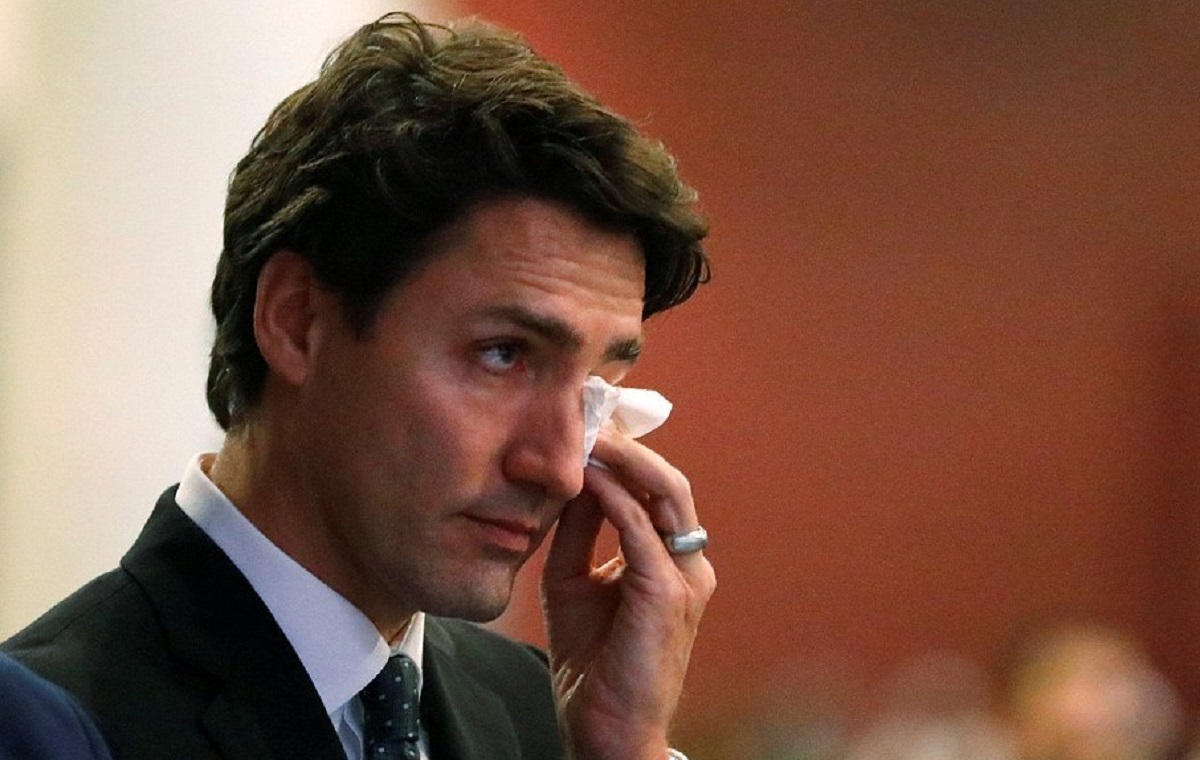Des fans se sont cruellement amuss  modifier des photos de Justin Trudeau..