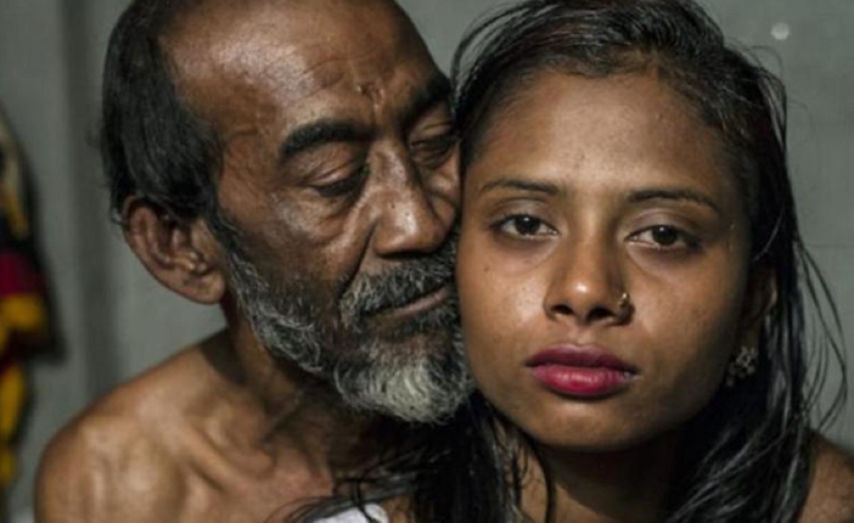 Prises dans un bordel au Bangladesh, ces photos brisent le coeur...