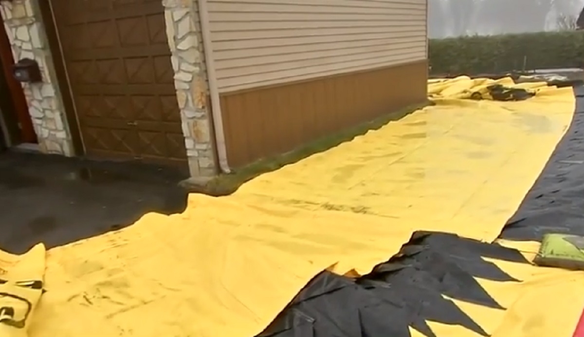 Un rsident de Rigaud achte une barrire de 43 000 $ pour protger sa maison des inondations