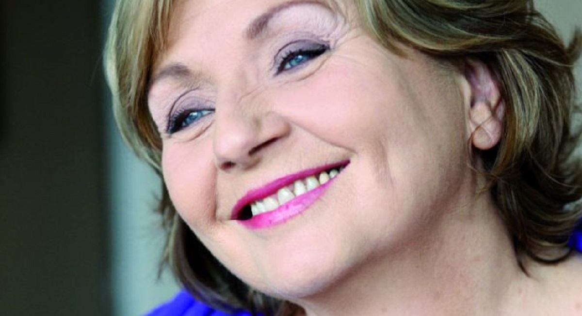 Quel �ge a r�ellement France Castel?